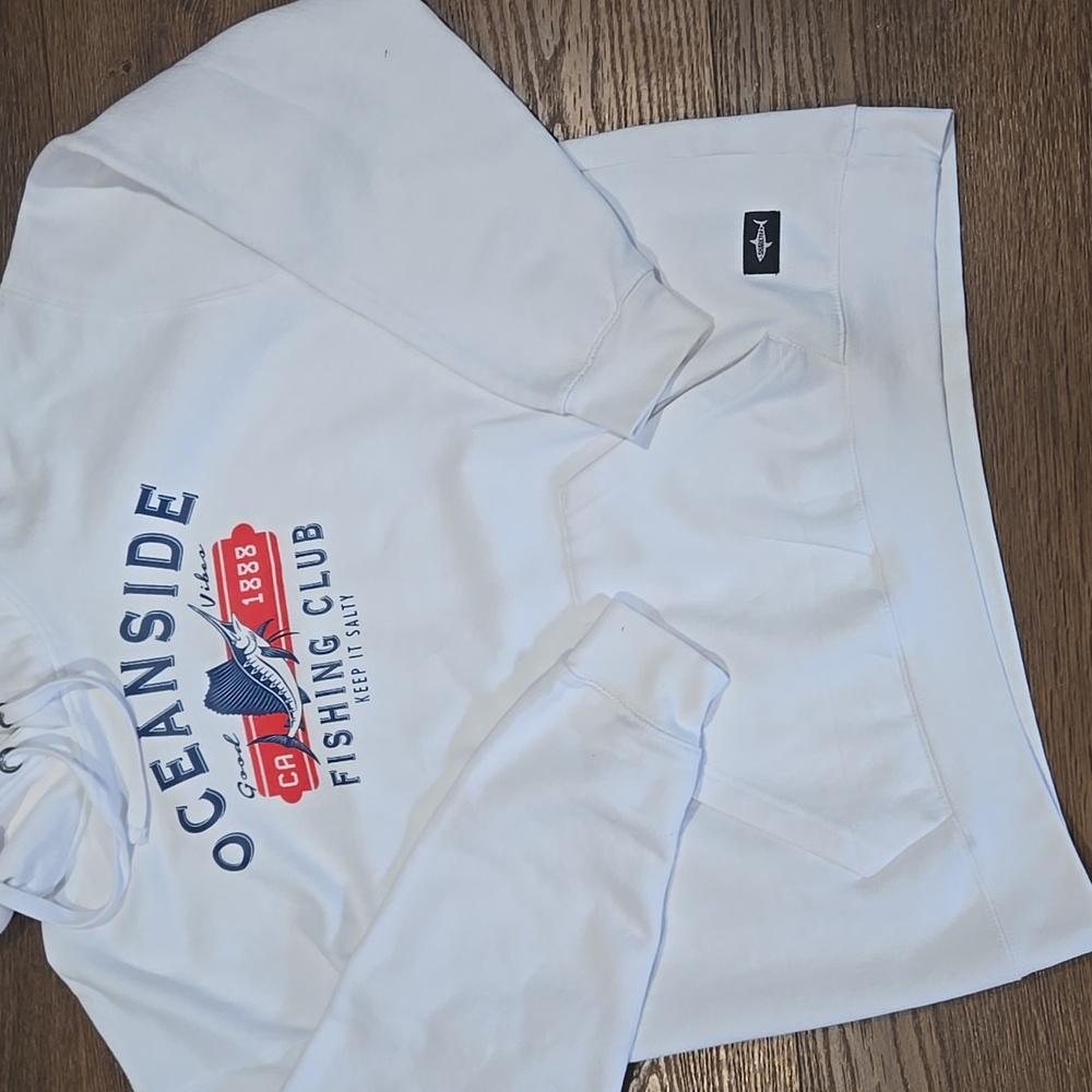 SHARK TEE GRAPHIC HOODIE SIZE LARGE.   #7372 - Picture 2 of 6